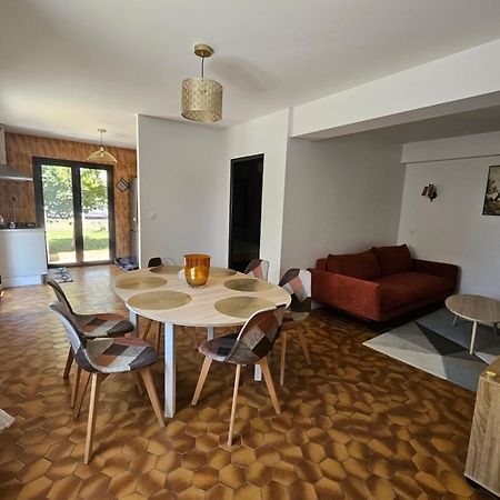Appartement F3 Meuble Et Equipe Saint-Cyprien  Buitenkant foto
